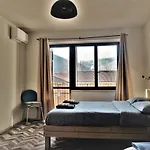 Apartment Old Square House - Hisa Na Starem Trgu