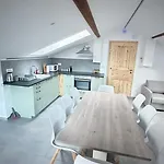 Old Square House - Hisa Na Starem Trgu *