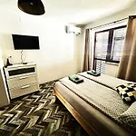 Old Square House - Hisa Na Starem Trgu Apartment *
