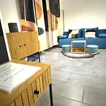 Apartment Old Square House - Hisa Na Starem Trgu