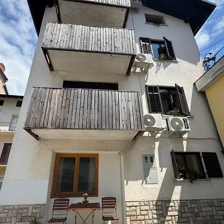 Old Square House - Hisa Na Starem Trgu Apartmán *