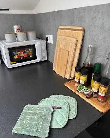 דירה Old Square House - Hisa Na Starem Trgu טולמין