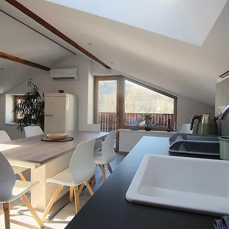 Old Square House - Hisa Na Starem Trgu Apartment Tolmin