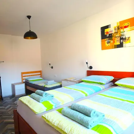 Apartment Old Square House - Hisa Na Starem Trgu Tolmin
