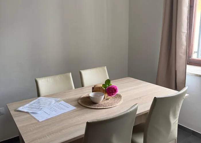 Old Square House - Hisa Na Starem Trgu